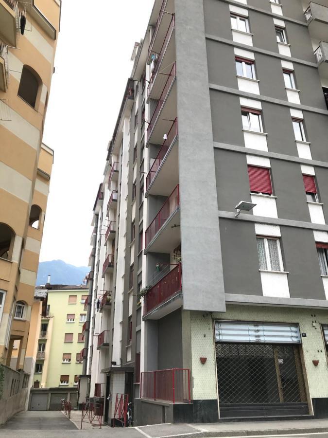 Lovely Panoramic View Apartment - Affitti Brevi Italia Aosta Exteriör bild